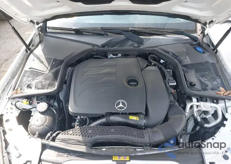2019 Mercedes-Benz C 300 z USA, uszkodzony, nr VIN 55SWF8DB0KU308453